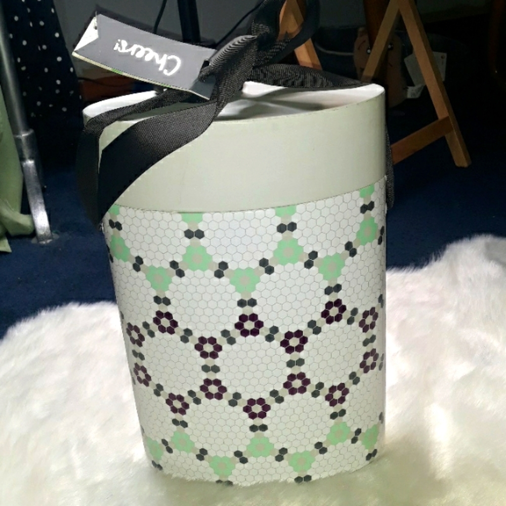 Wine Gift Box, holds 2 bottles of wine